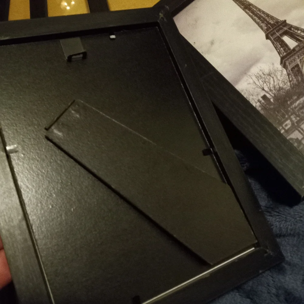 Picture frames - Picture 3 of 3